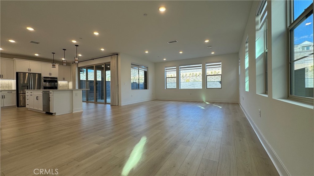 MLS #OC26006206 image #2