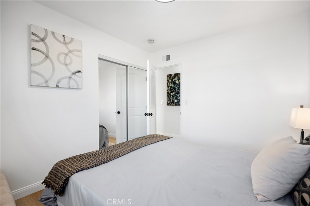 MLS #OC26006335 image #15