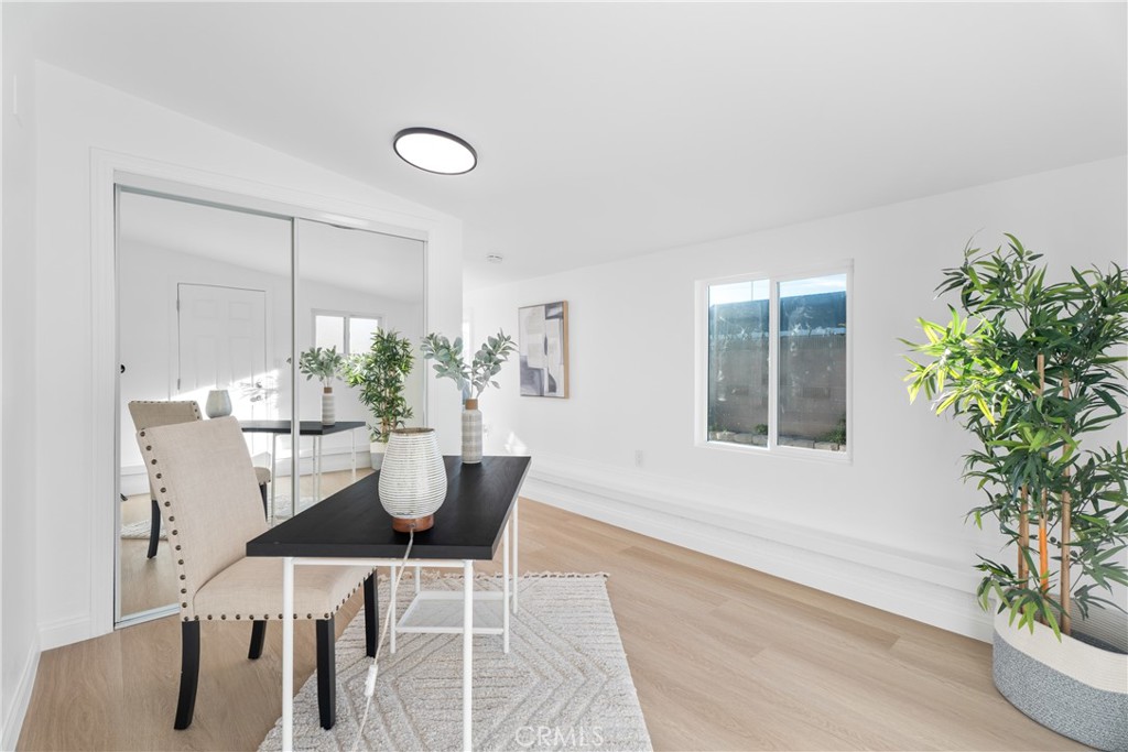 MLS #OC26006335 image #28