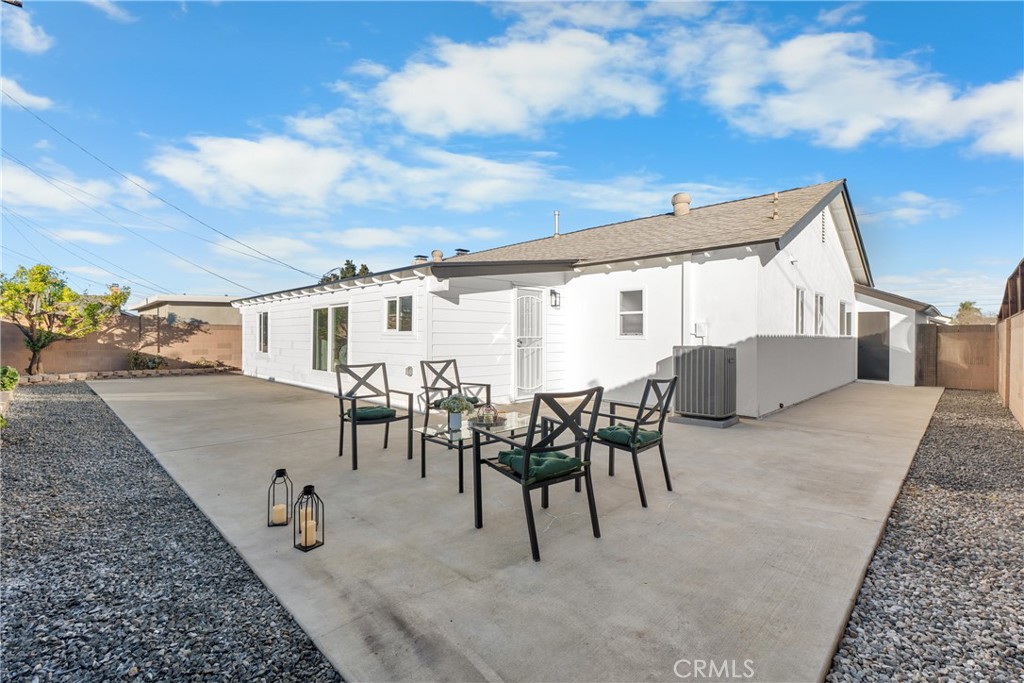 MLS #OC26006335 image #29