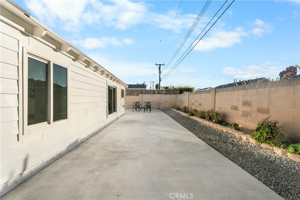 MLS #OC26006335 image #30