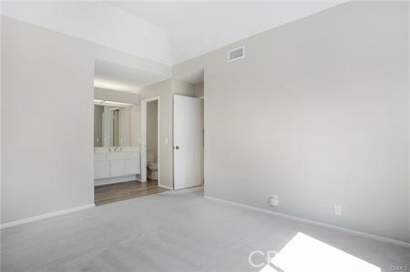 MLS #OC26006336 image #8