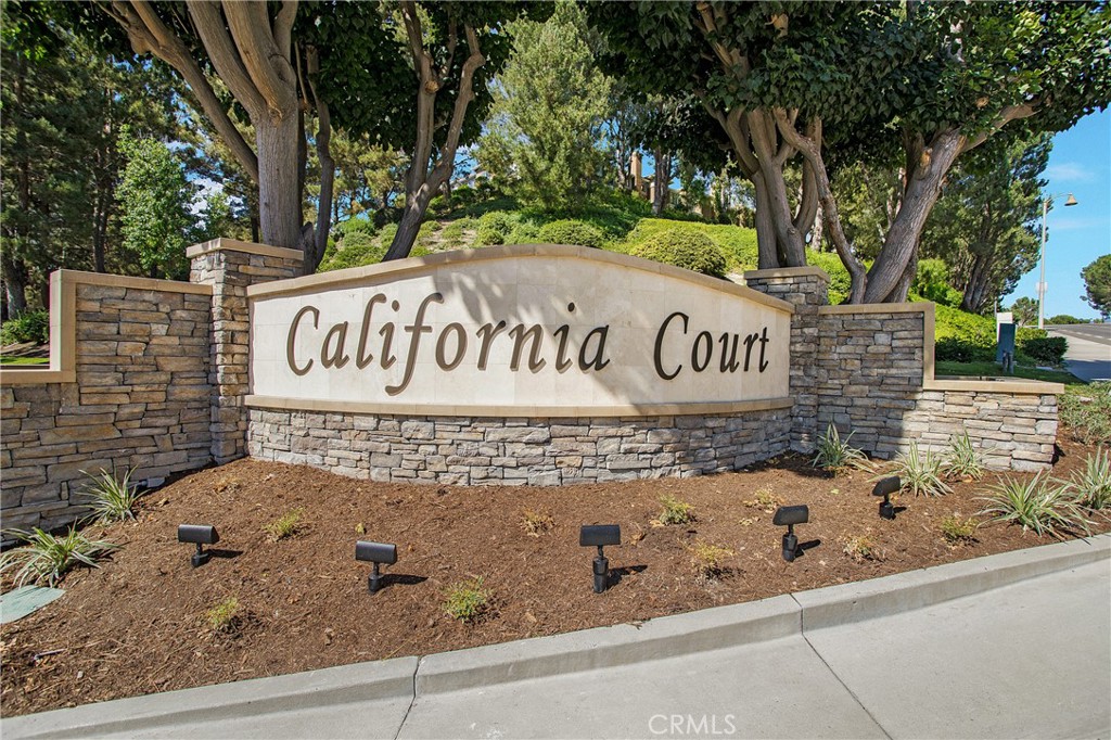 MLS #OC26006375 image #17