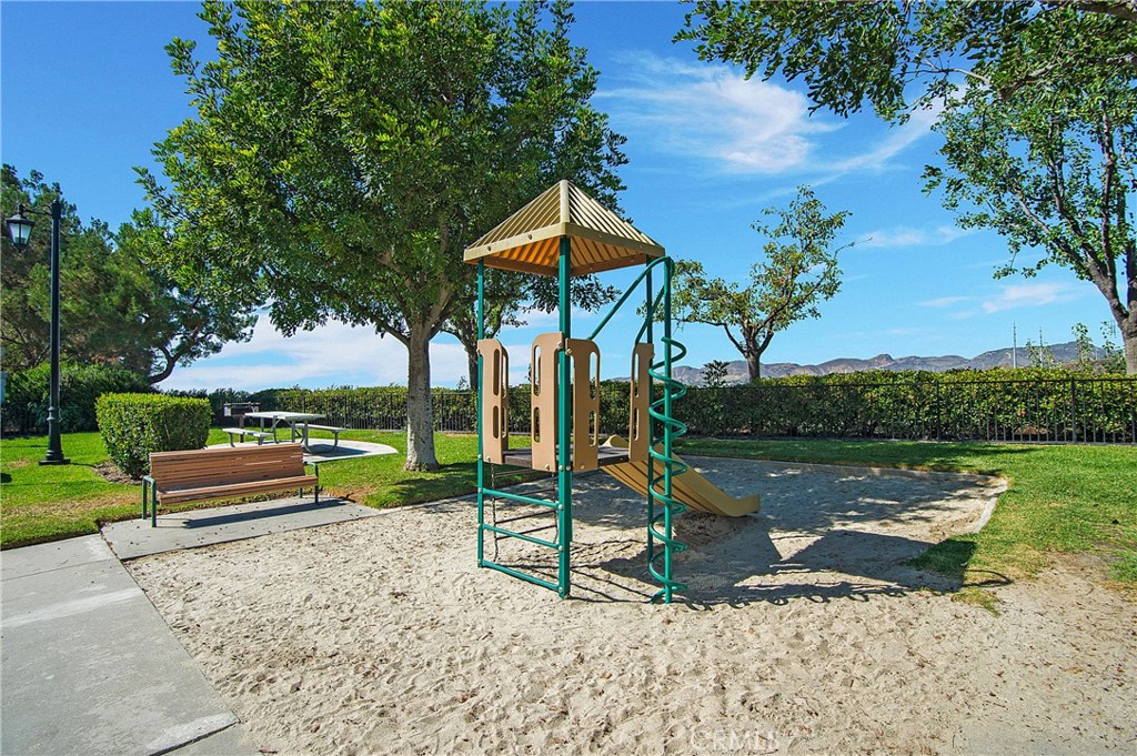 MLS #OC26006375 image #20