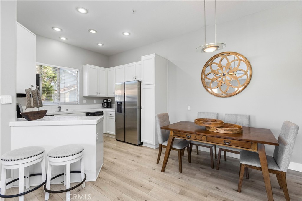 MLS #OC26006375 image #3