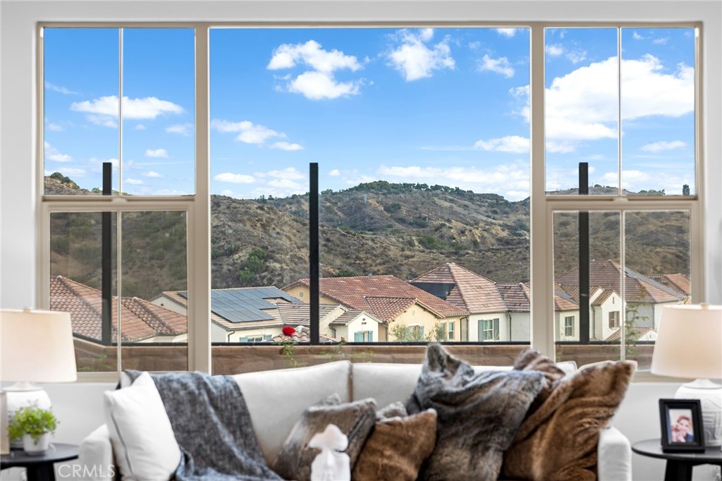 MLS #OC26006389 image #11