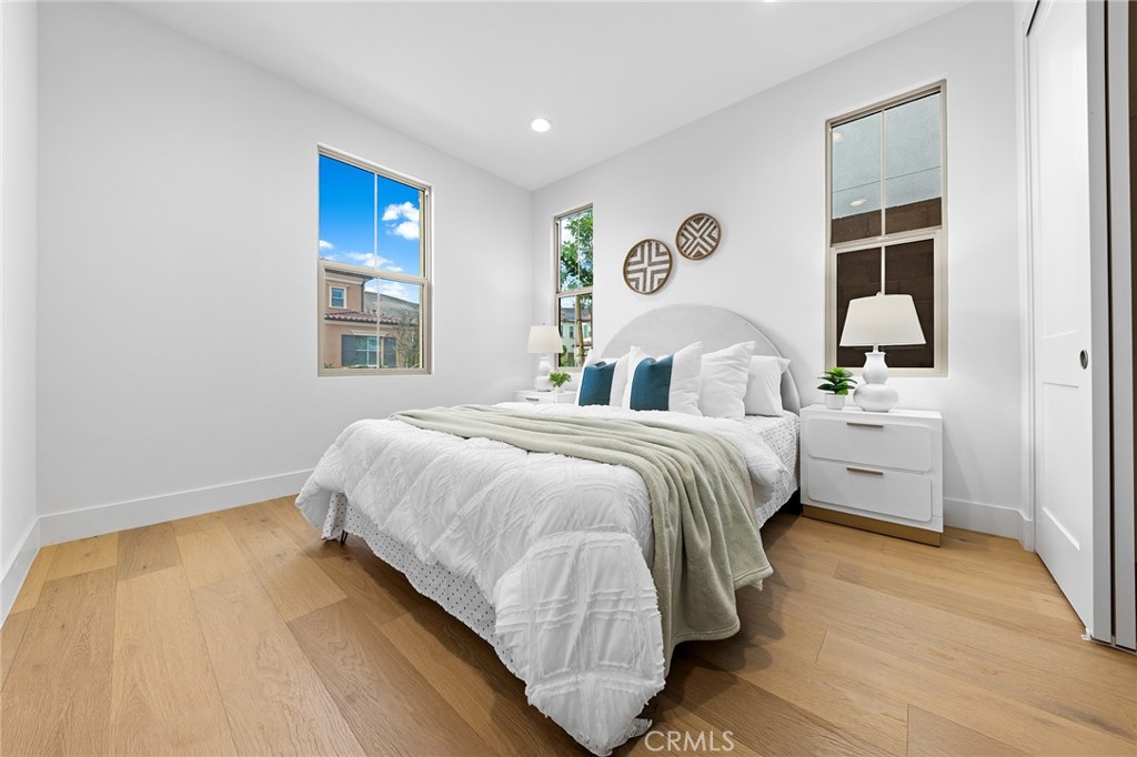 MLS #OC26006389 image #27