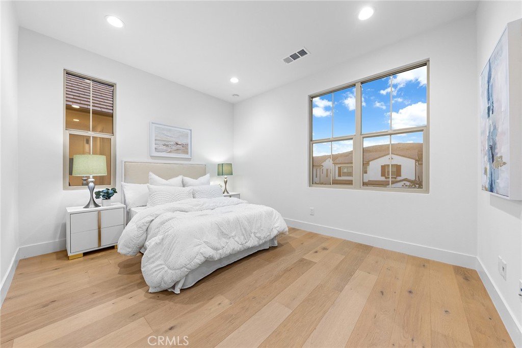 MLS #OC26006389 image #51