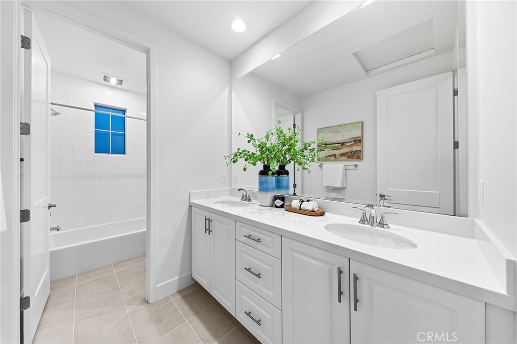 MLS #OC26006389 image #55