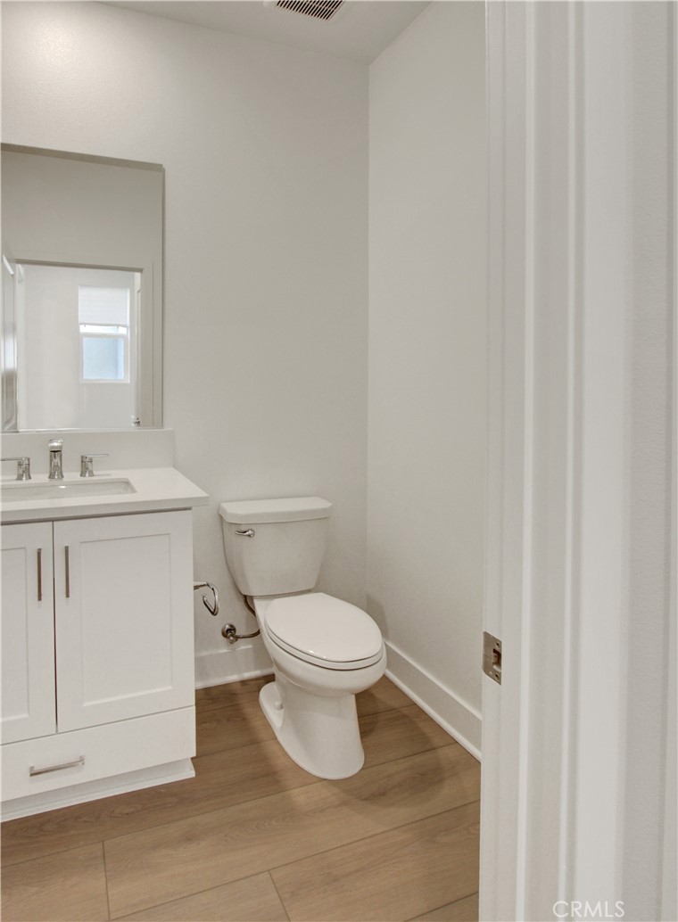 MLS #OC26006633 image #12