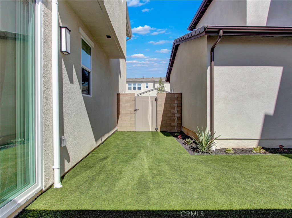 MLS #OC26006633 image #14