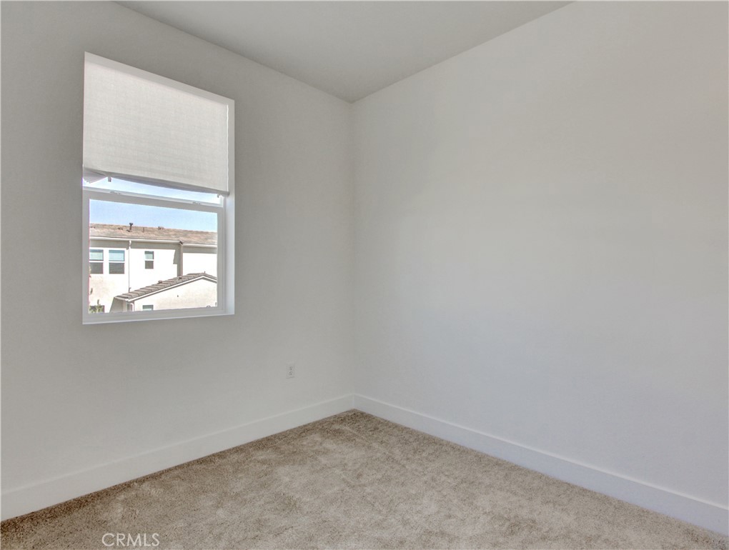 MLS #OC26006633 image #32