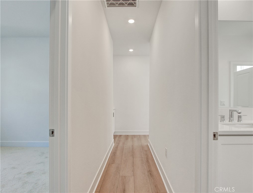 MLS #OC26006633 image #33