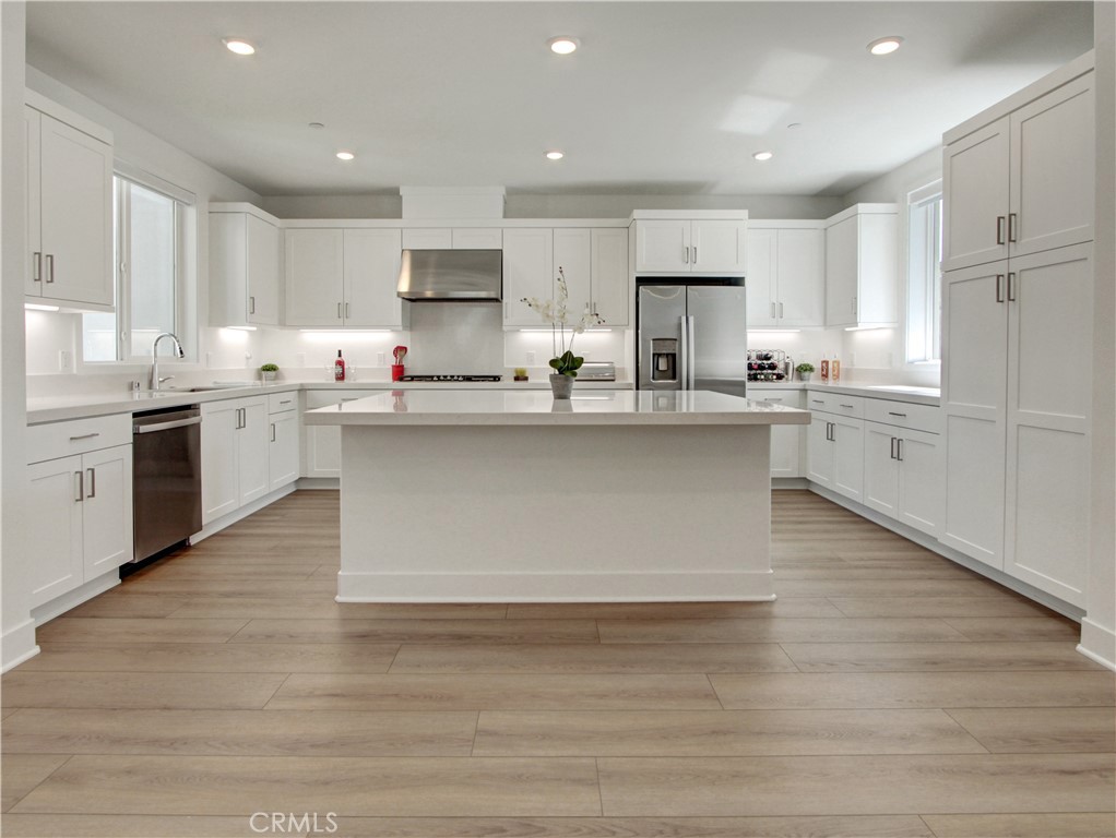 MLS #OC26006633 image #6