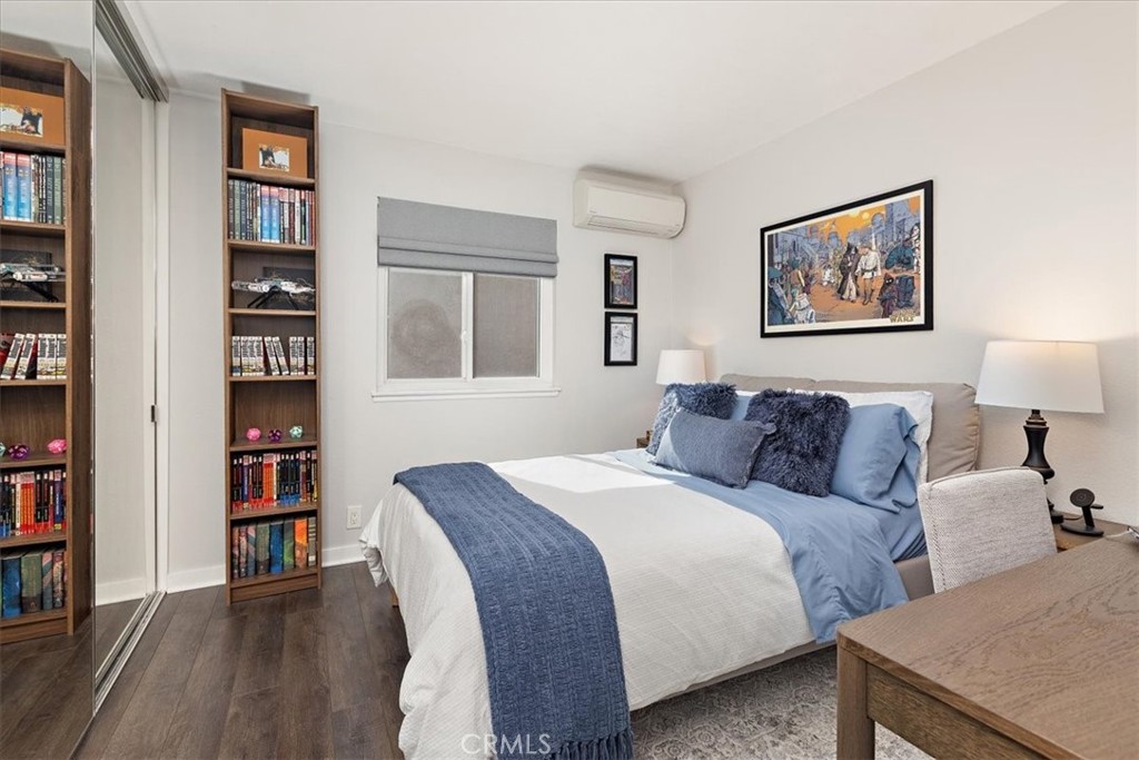 MLS #OC26007828 image #25