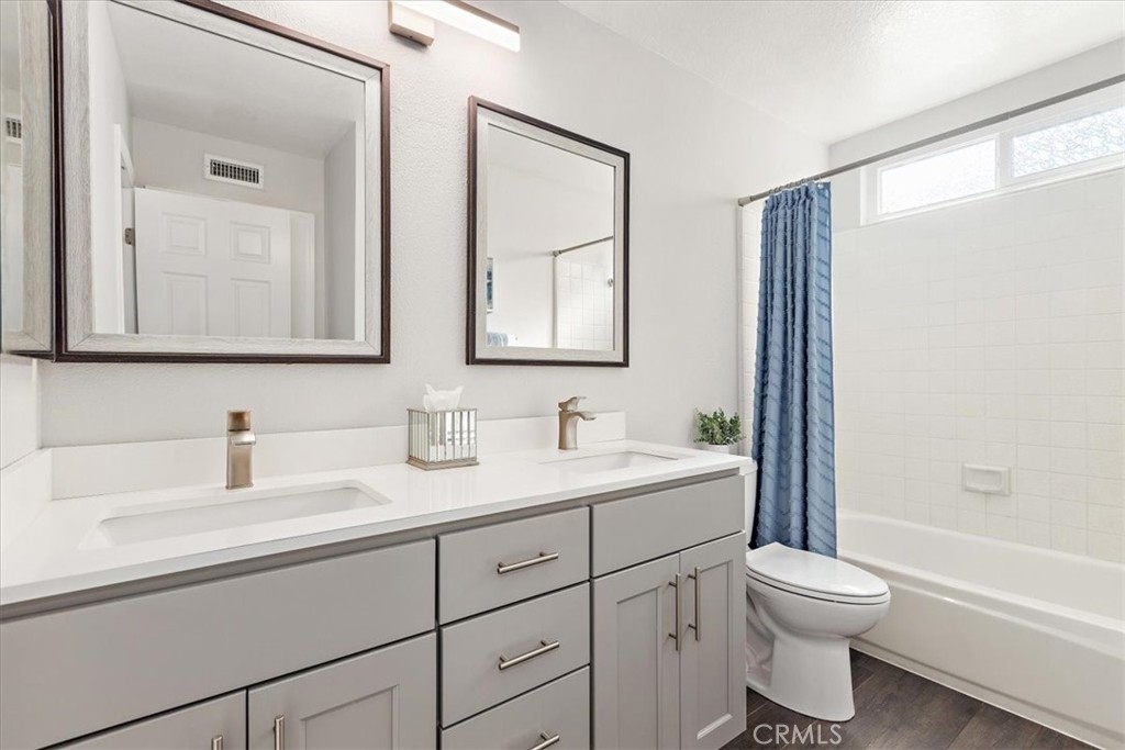 MLS #OC26007828 image #28