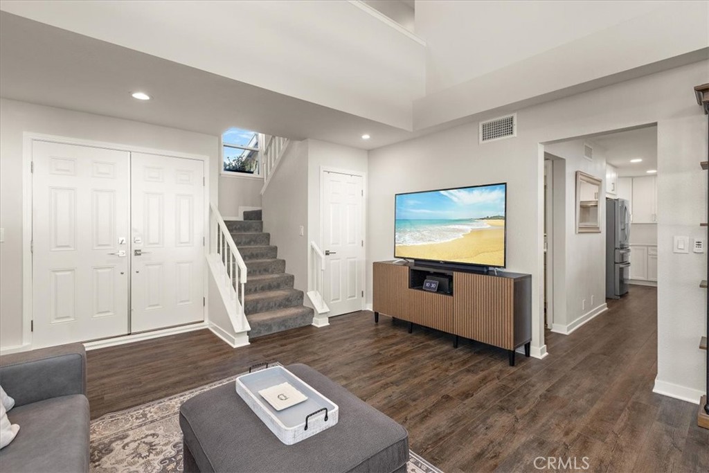 MLS #OC26007828 image #5