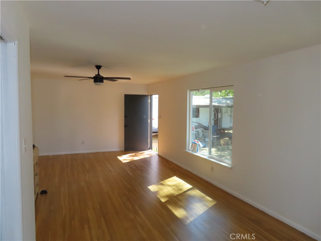 MLS #OC26009874 image #27