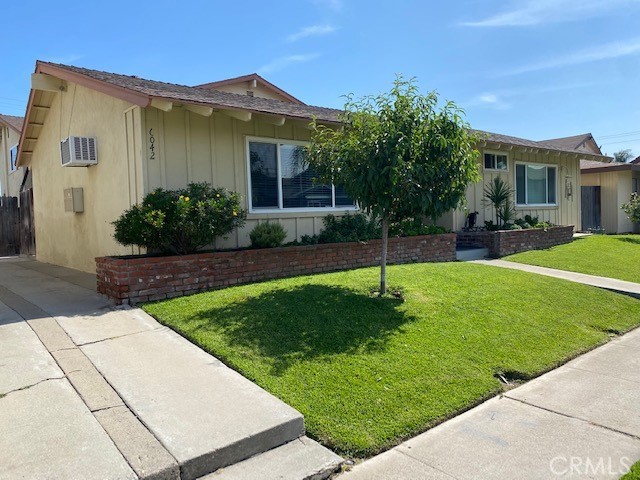 MLS #OC26018514 image #1