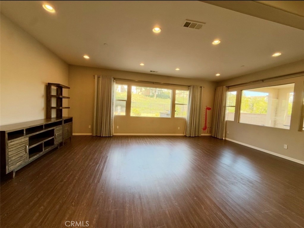 MLS #OC26018986 image #32