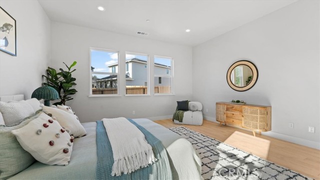 MLS #OR25032680 image #24