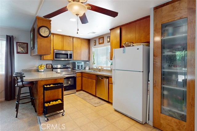 MLS #OR25110345 image #9