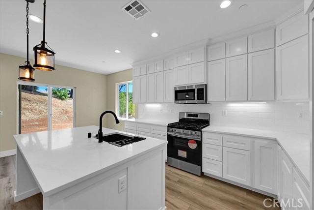 MLS #OR25136899 image #9