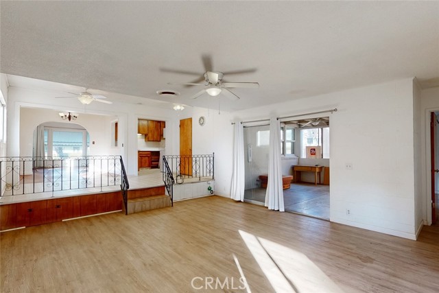 MLS #OR25250027 image #4