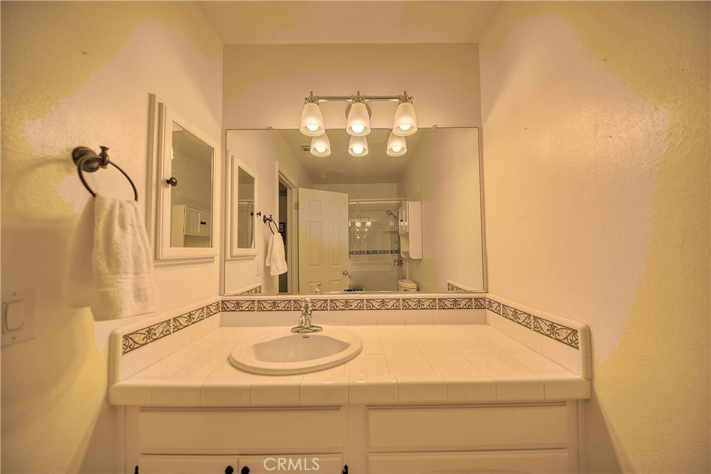 MLS #OR25272112 image #7