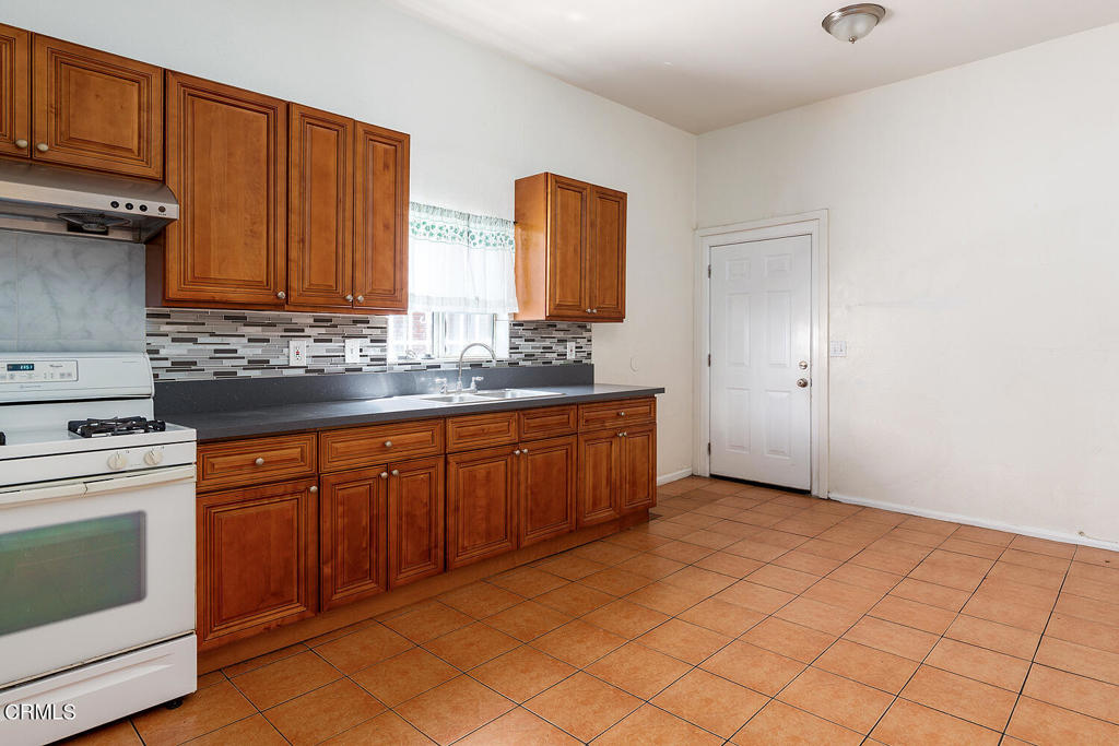 MLS #P1-18725 image #14