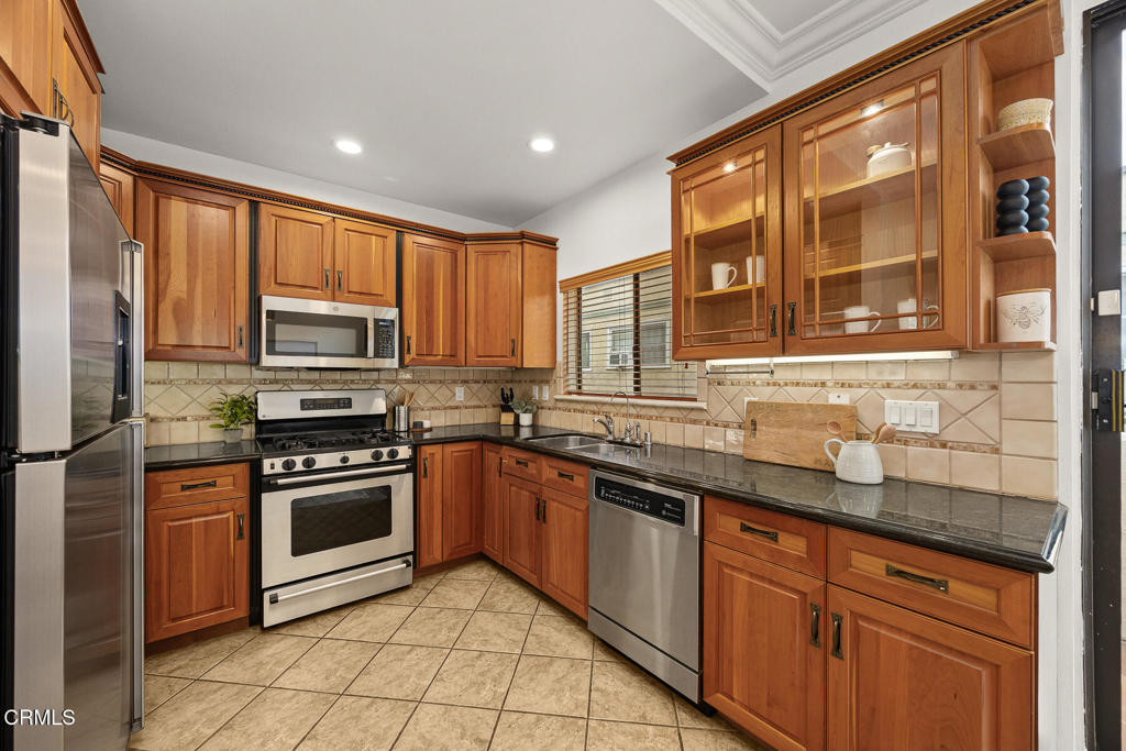 MLS #P1-22675 image #8