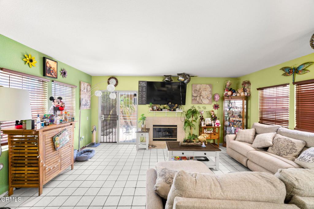 MLS #P1-22947 image #2