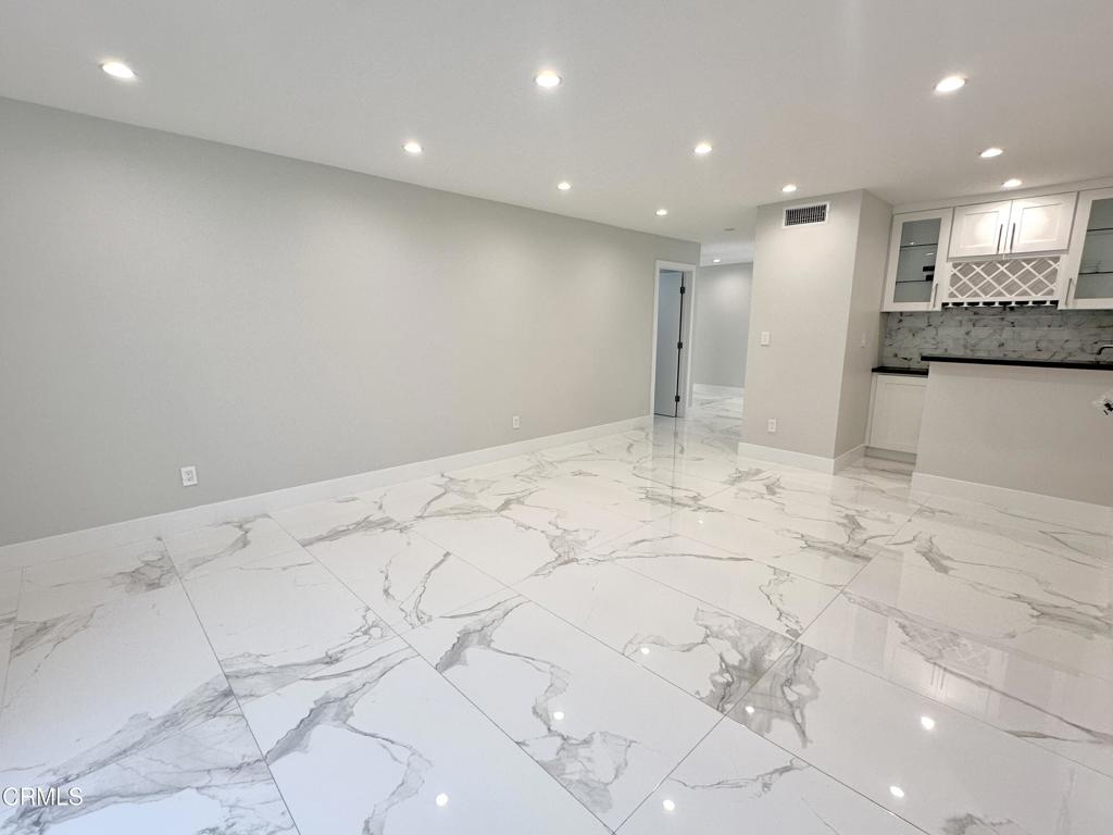 MLS #P1-23293 image #10