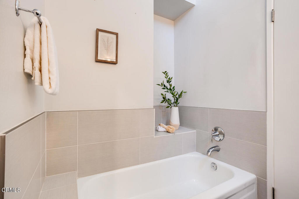 MLS #P1-23413 image #24