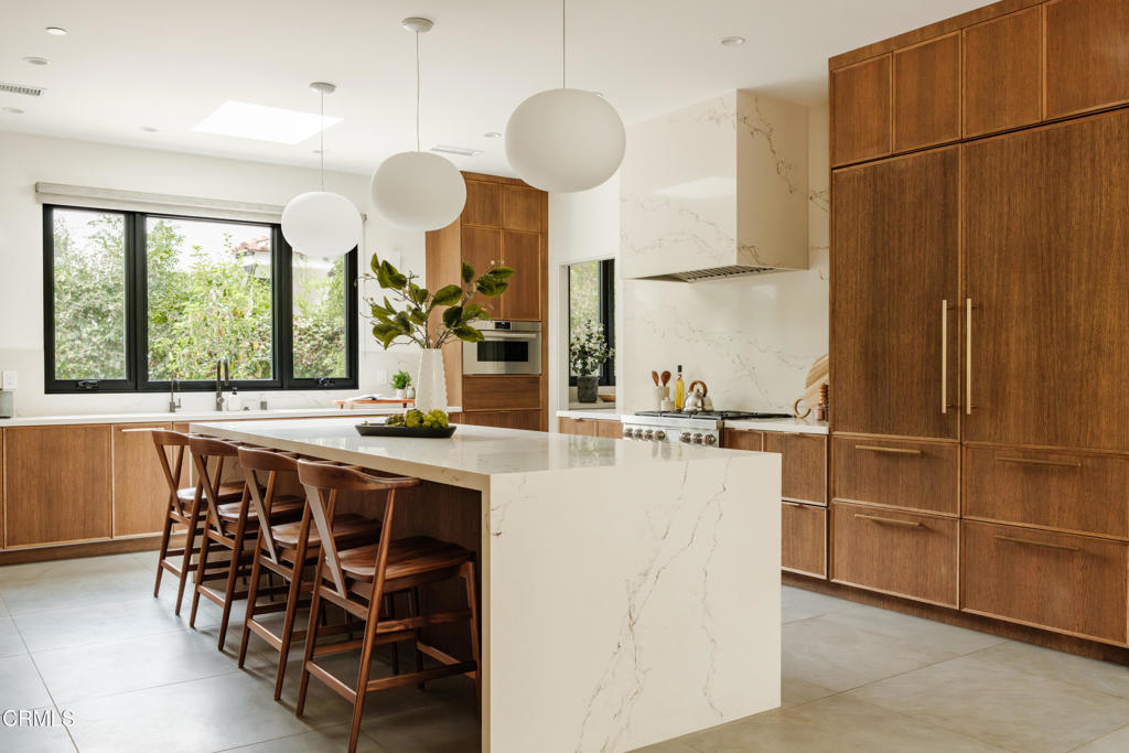 MLS #P1-23828 image #17