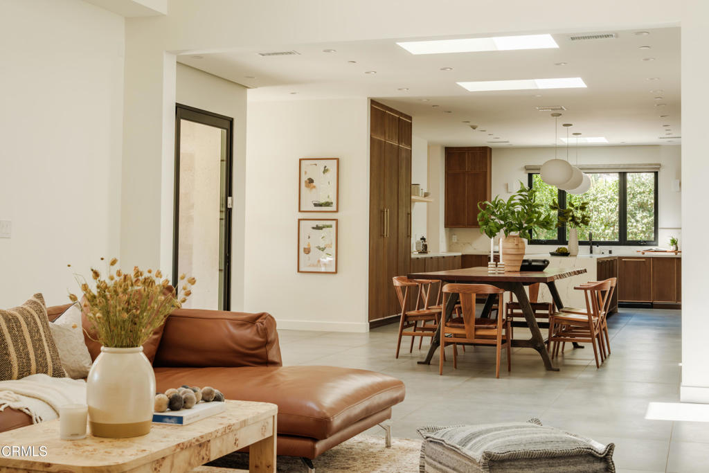 MLS #P1-23828 image #24