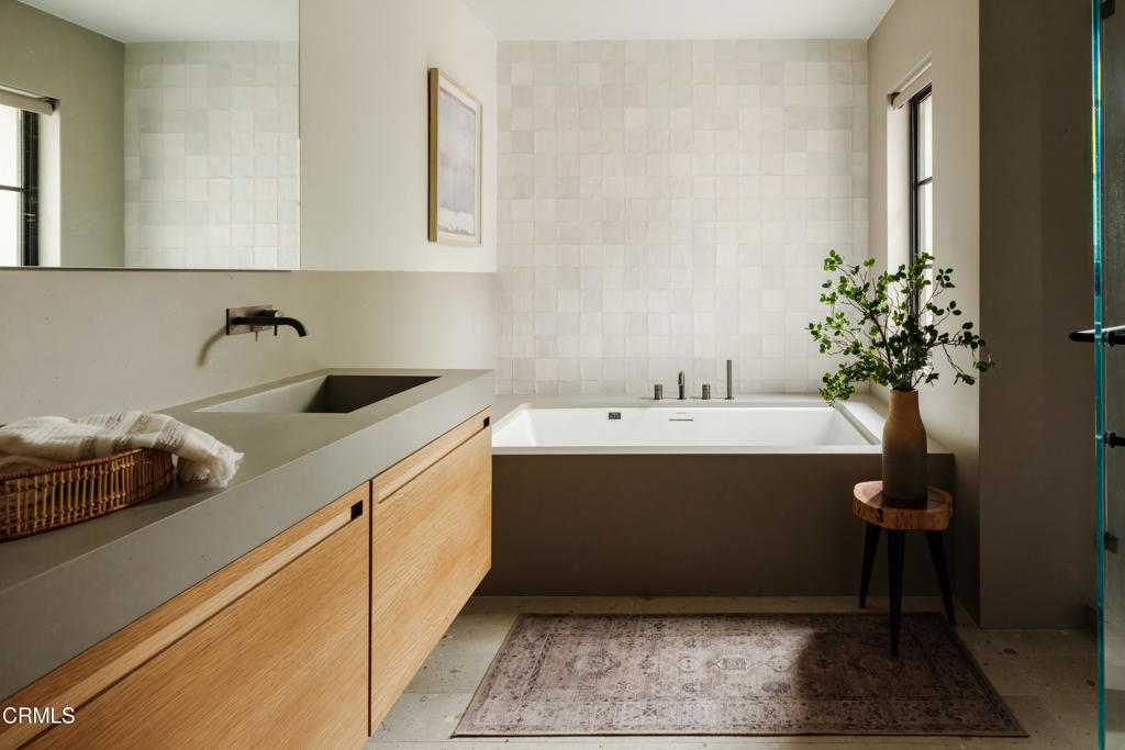 MLS #P1-23828 image #33