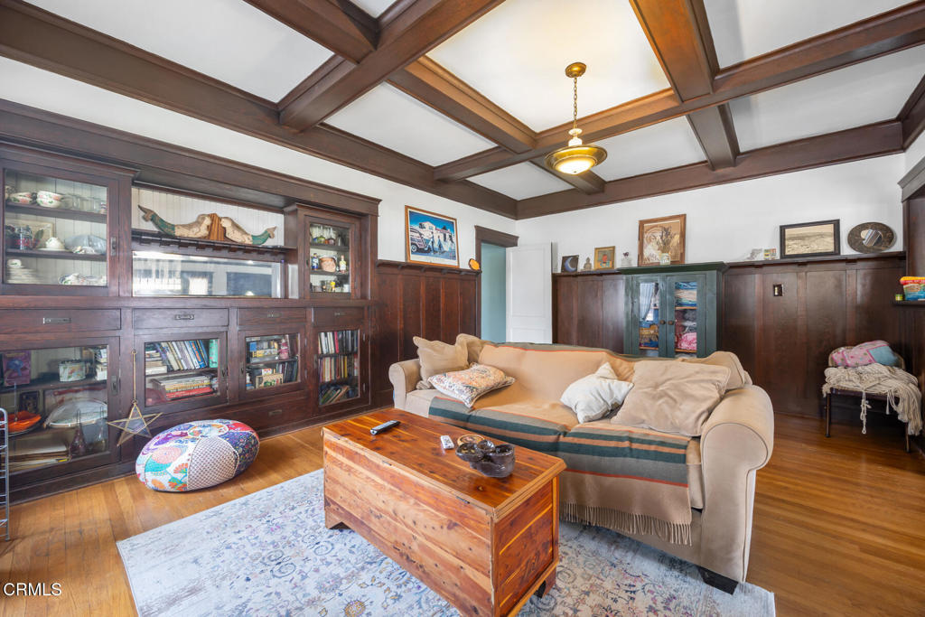 MLS #P1-23851 image #9