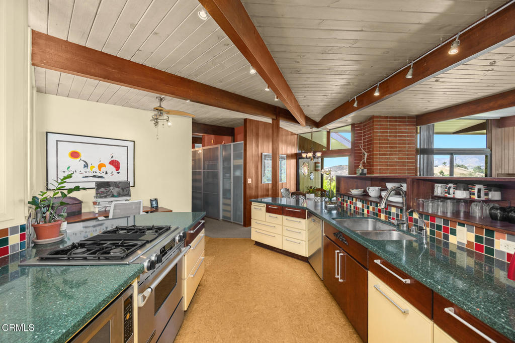 MLS #P1-23920 image #1