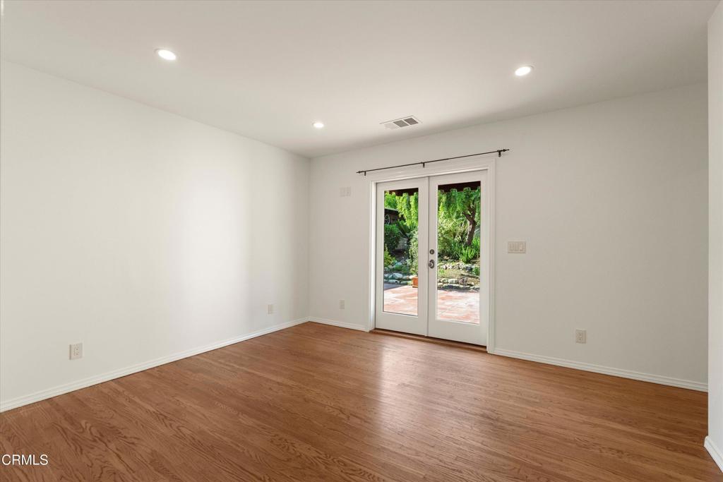 MLS #P1-23932 image #22