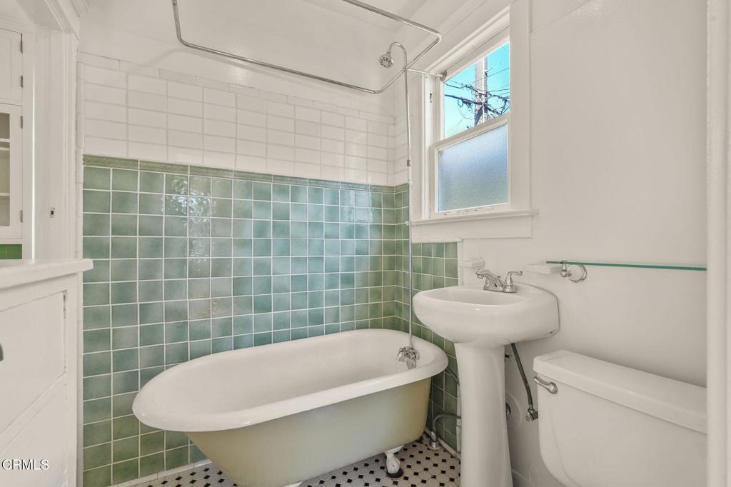 MLS #P1-23943 image #24