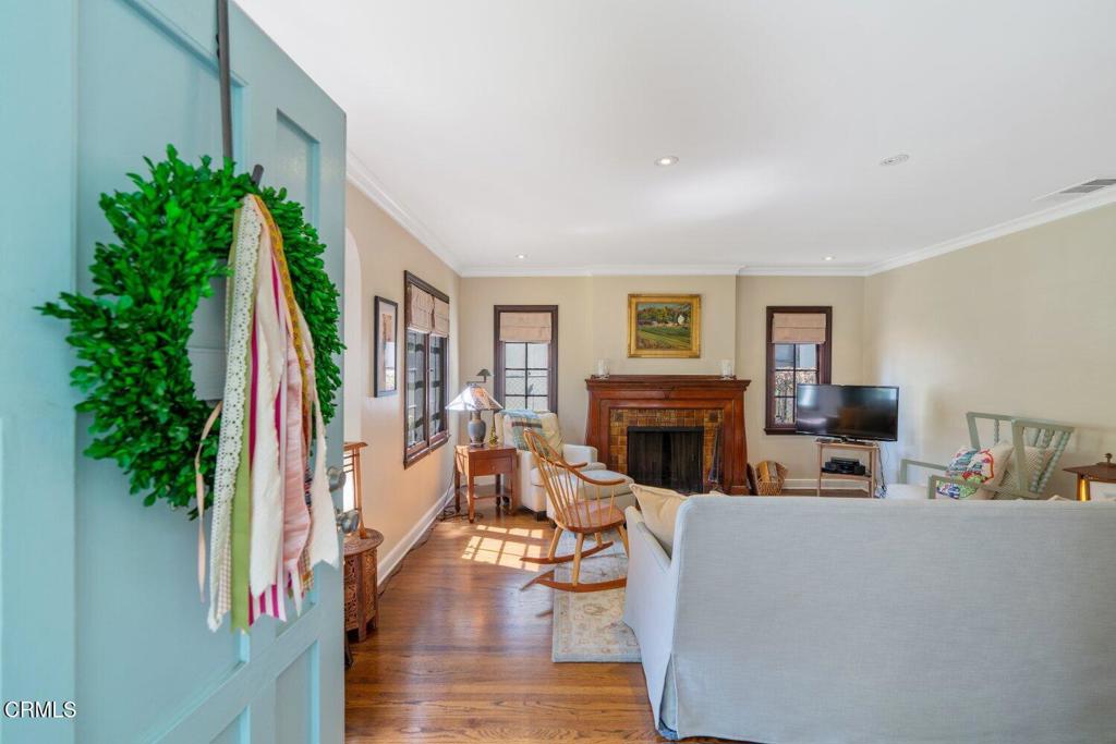 MLS #P1-23952 image #5