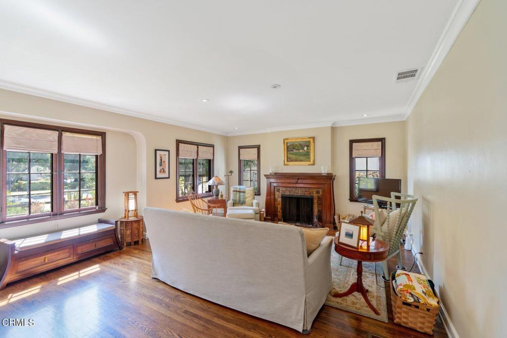 MLS #P1-23952 image #7