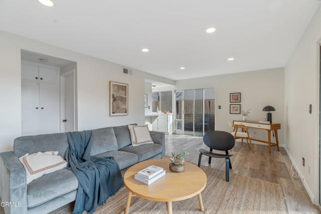 MLS #P1-23962 image #22