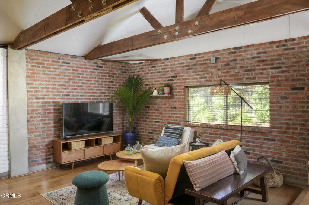 MLS #P1-23987 image #2