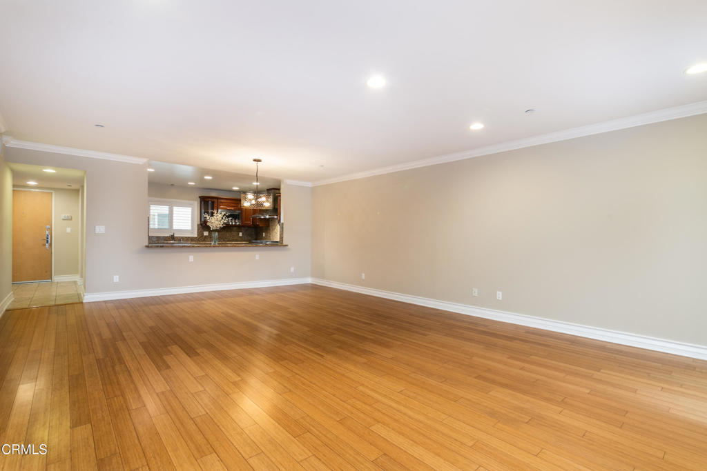 MLS #P1-24020 image #9