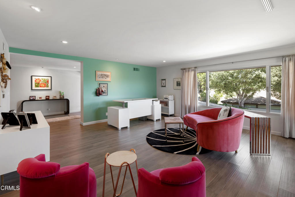 MLS #P1-24038 image #12