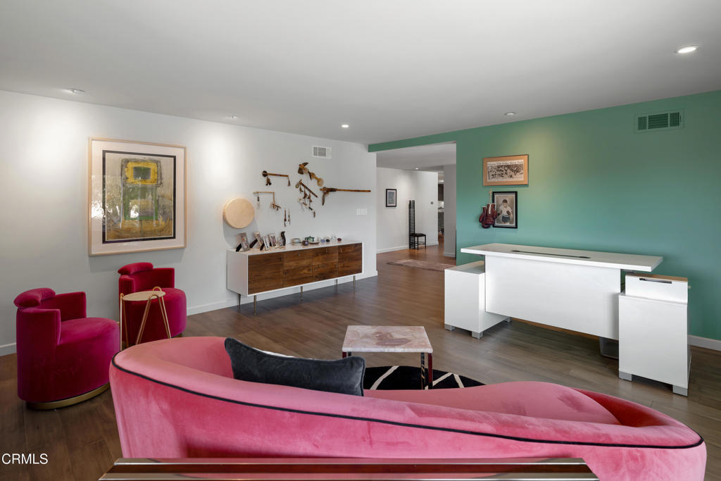 MLS #P1-24038 image #14