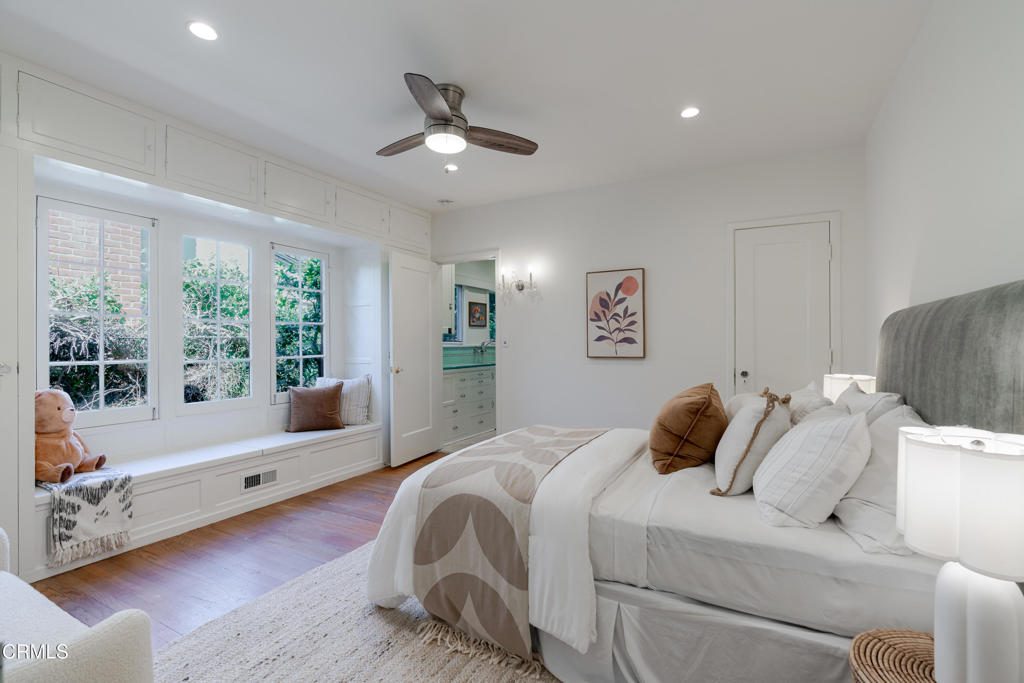 MLS #P1-24040 image #11