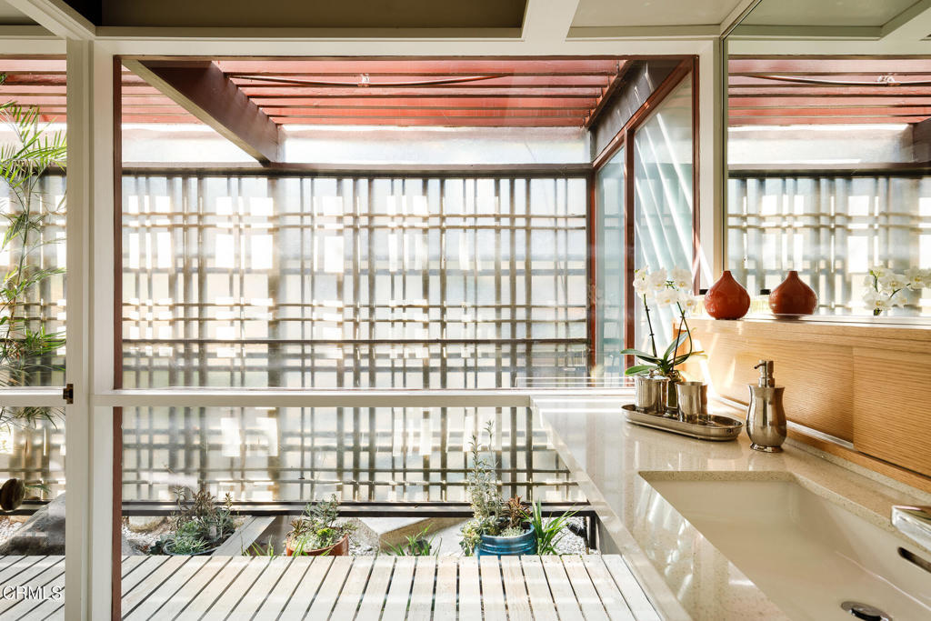 MLS #P1-24104 image #13